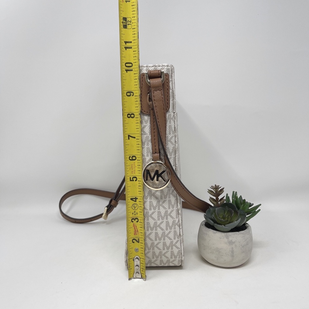 Michael Kors JST Large Crossbody - Picture 4 of 11